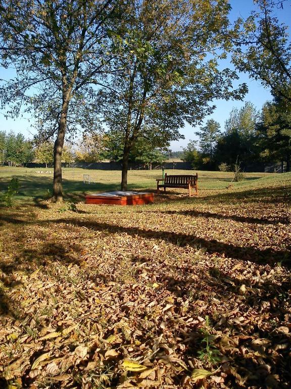 Grante Motel Эстергом Экстерьер фото